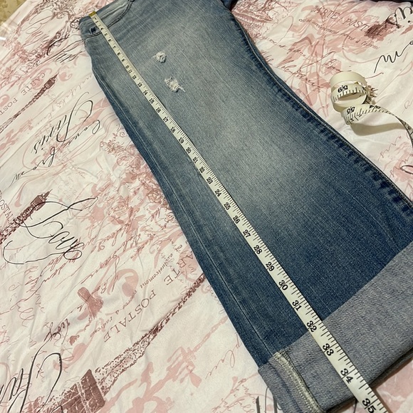 Women’s Gap 1969 Distressed Jeans. - Picture 10 of 11